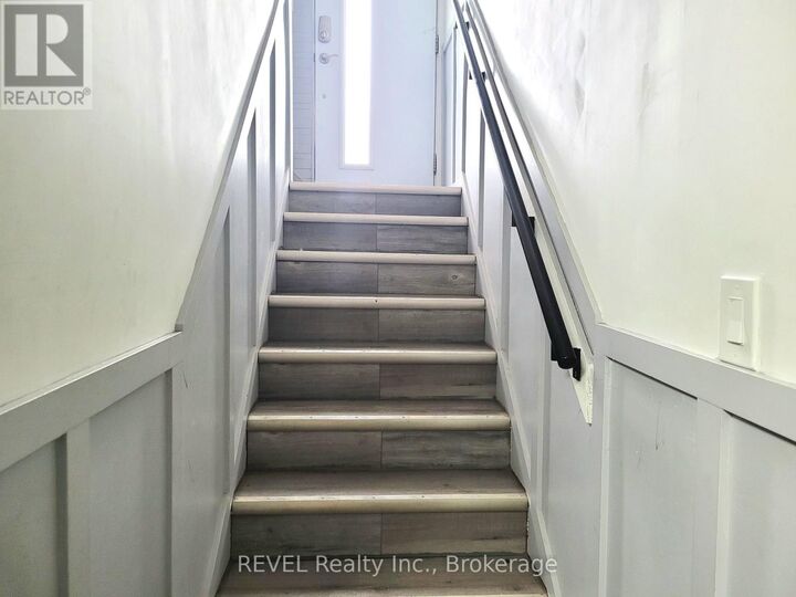 Property Photo: 5675 Peer Street ON L2G 1W9