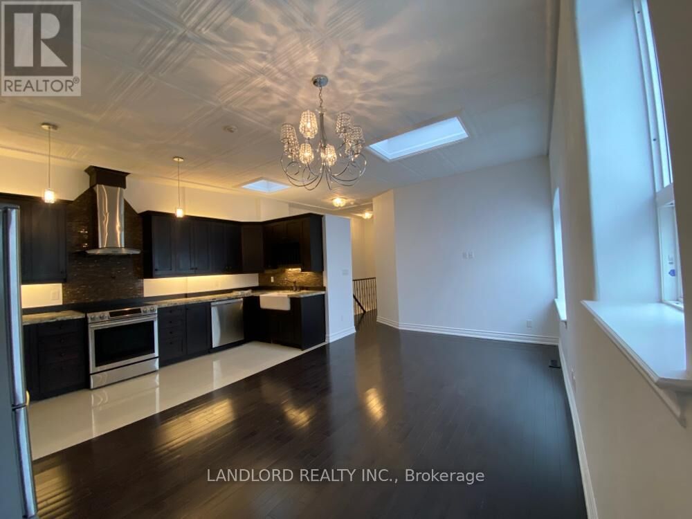Property Photo: 385 Jane Street Upr. Fr ON M6S 3Z3