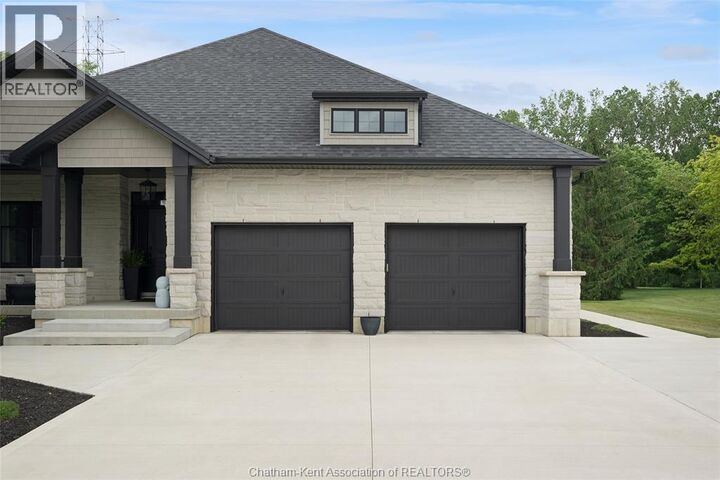Property Photo: 21267 Adams Crescent ON N7M 5J3