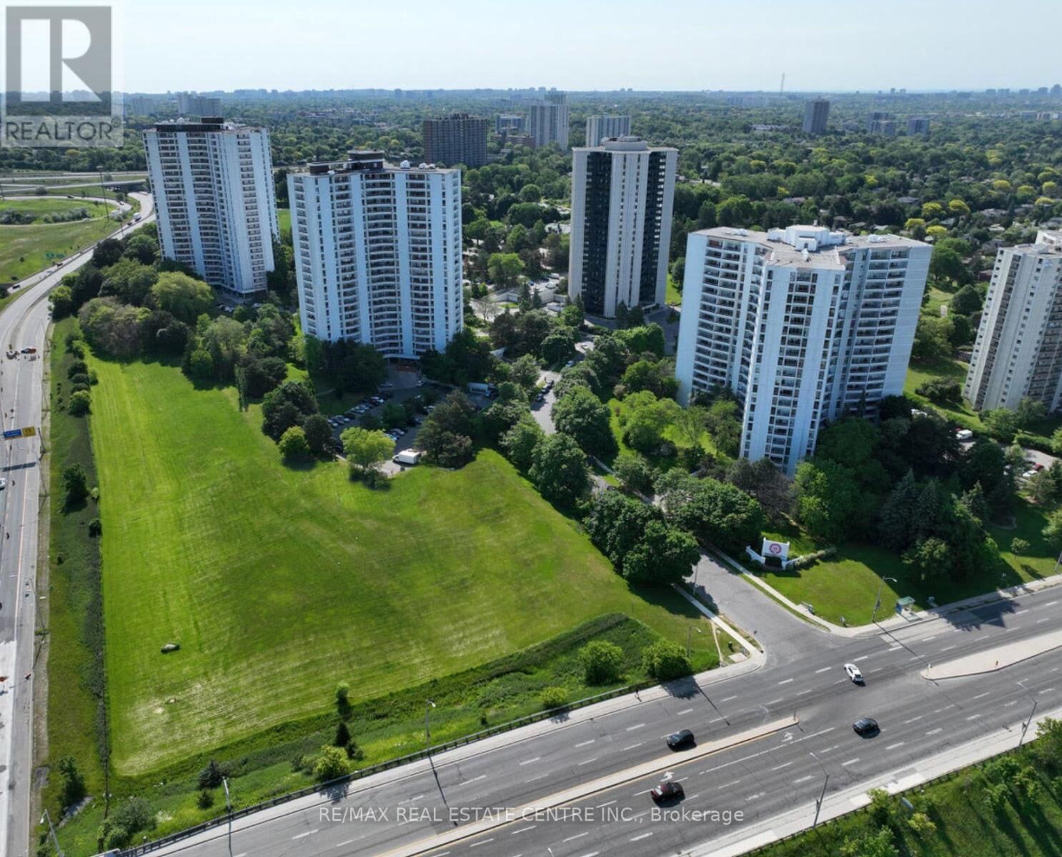 Property Photo:  150 Graydon Hall Drive 509  ON M3A 3B3 