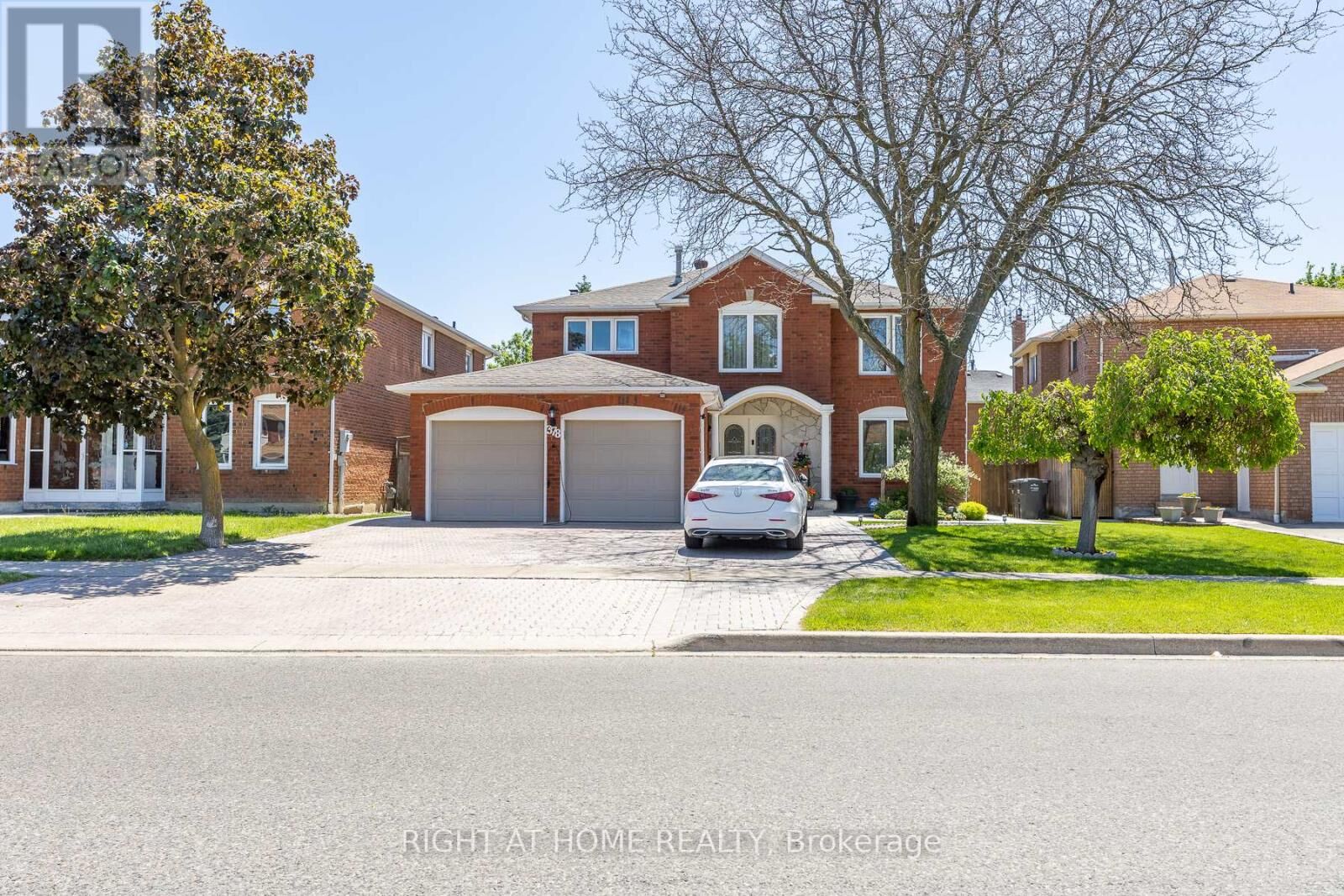 Property Photo:  378 Ceremonial Drive  ON L5R 2E3 