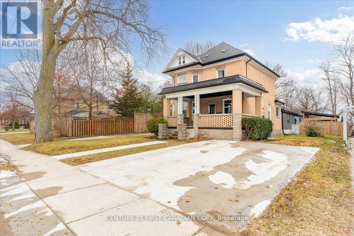 Property Photo: 18 Colborne Street ON N7G 2L9