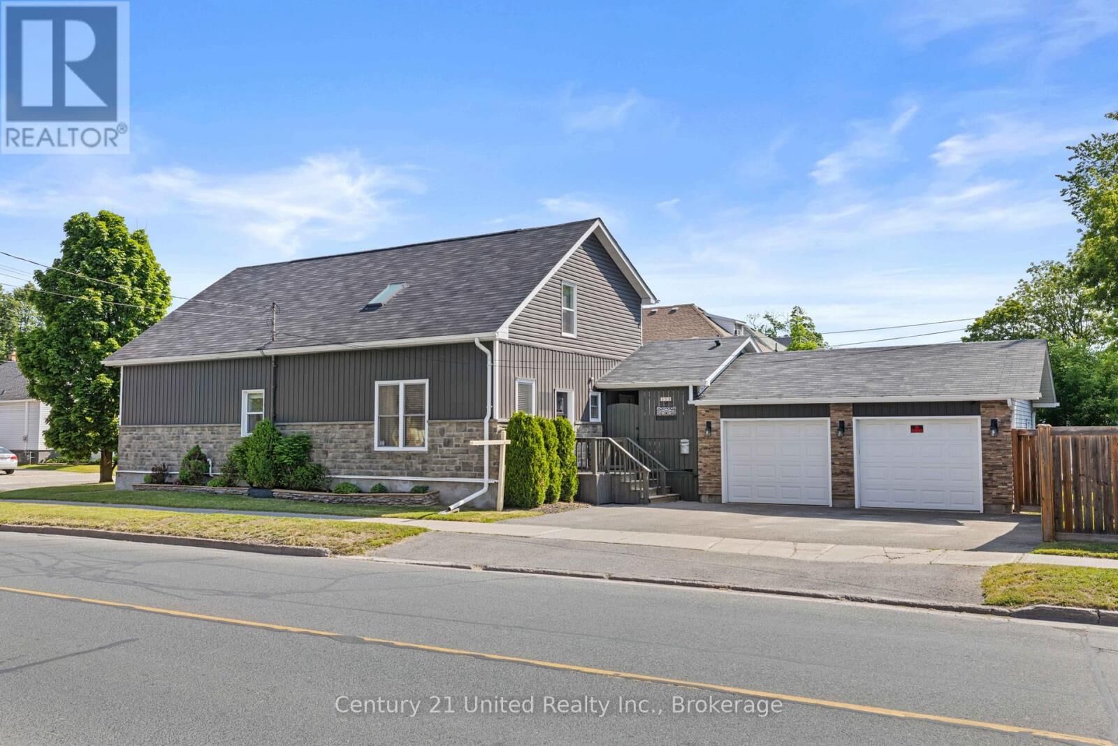 Property Photo:  359 McGill Street  ON K9J 1W6 
