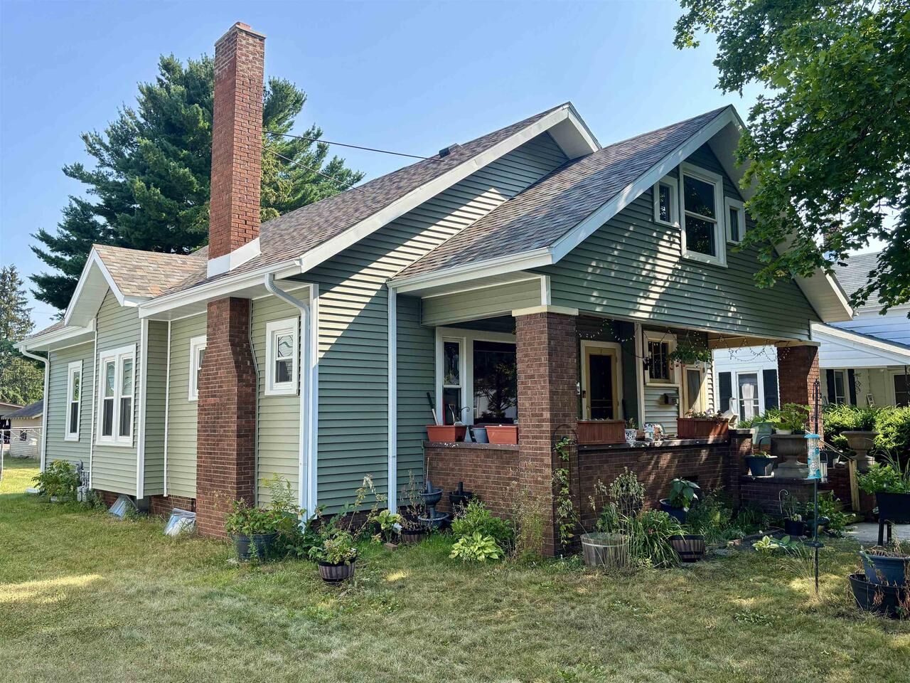 Property Photo:  810 Henrietta Street  WI 54403 