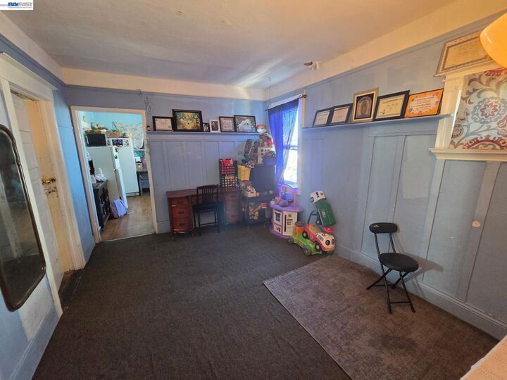 Property Photo:  2859 E 9th Street  CA 94601 