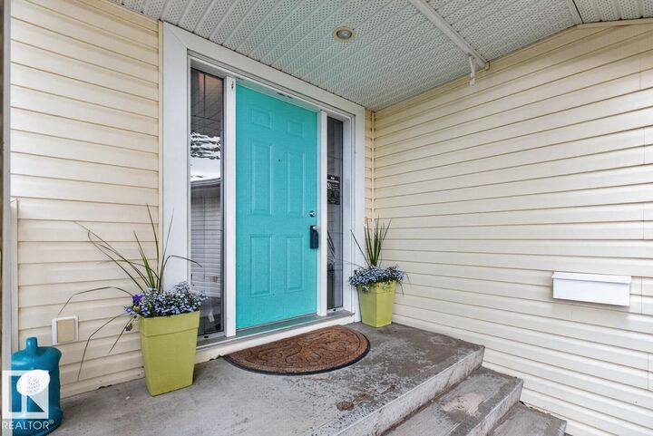 Property Photo: 3301 47 Street AB T4X 0B7