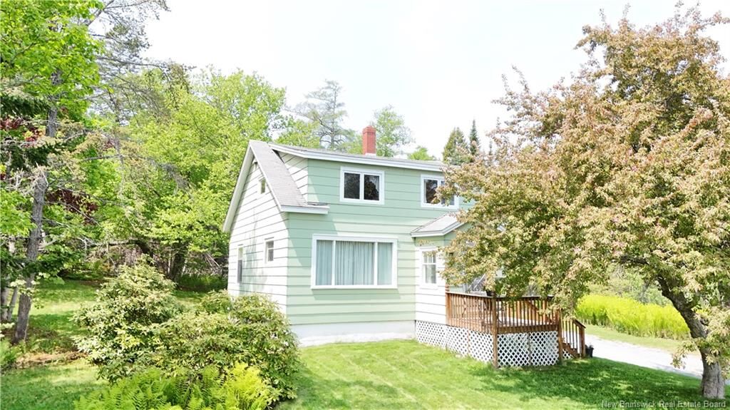 Property Photo:  1178 Lorneville Road  NB E2M 7G7 