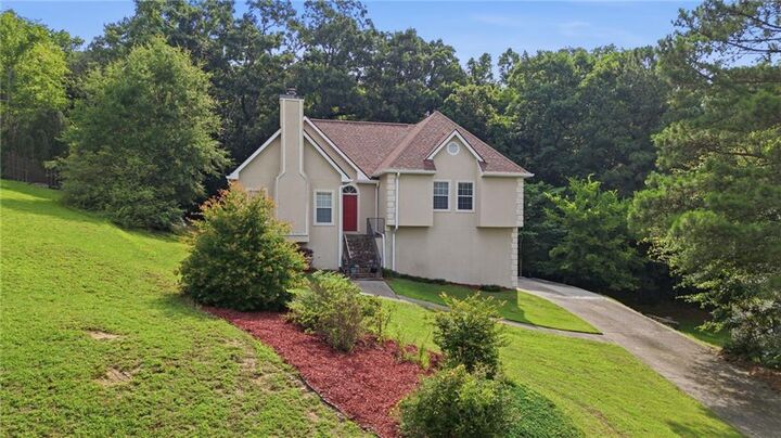 Property Photo: 5697 Glandor Drive SE GA 30126
