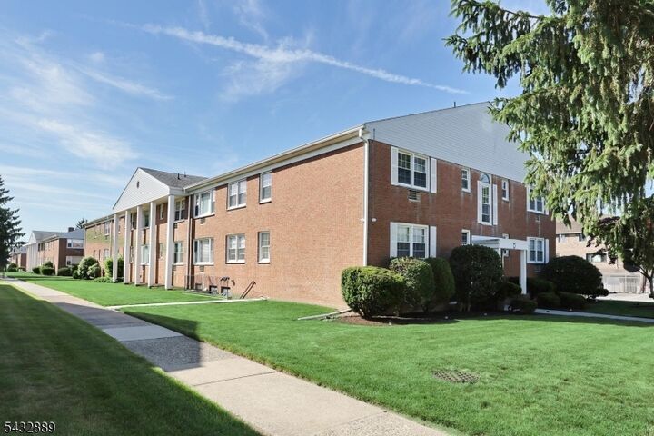 Property Photo:  565 Grove St D-16  NJ 07013 