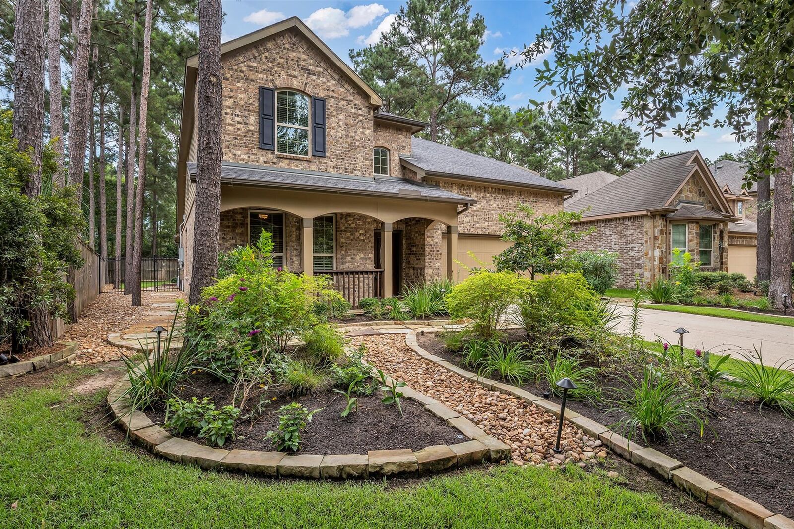 Property Photo:  34 Sawbridge Circle  TX 77389 