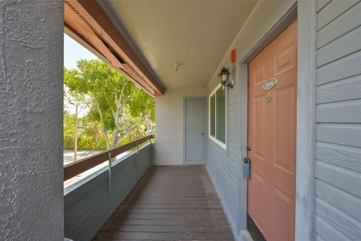 Property Photo:  10265 Gandy Boulevard N 1006  FL 33702 