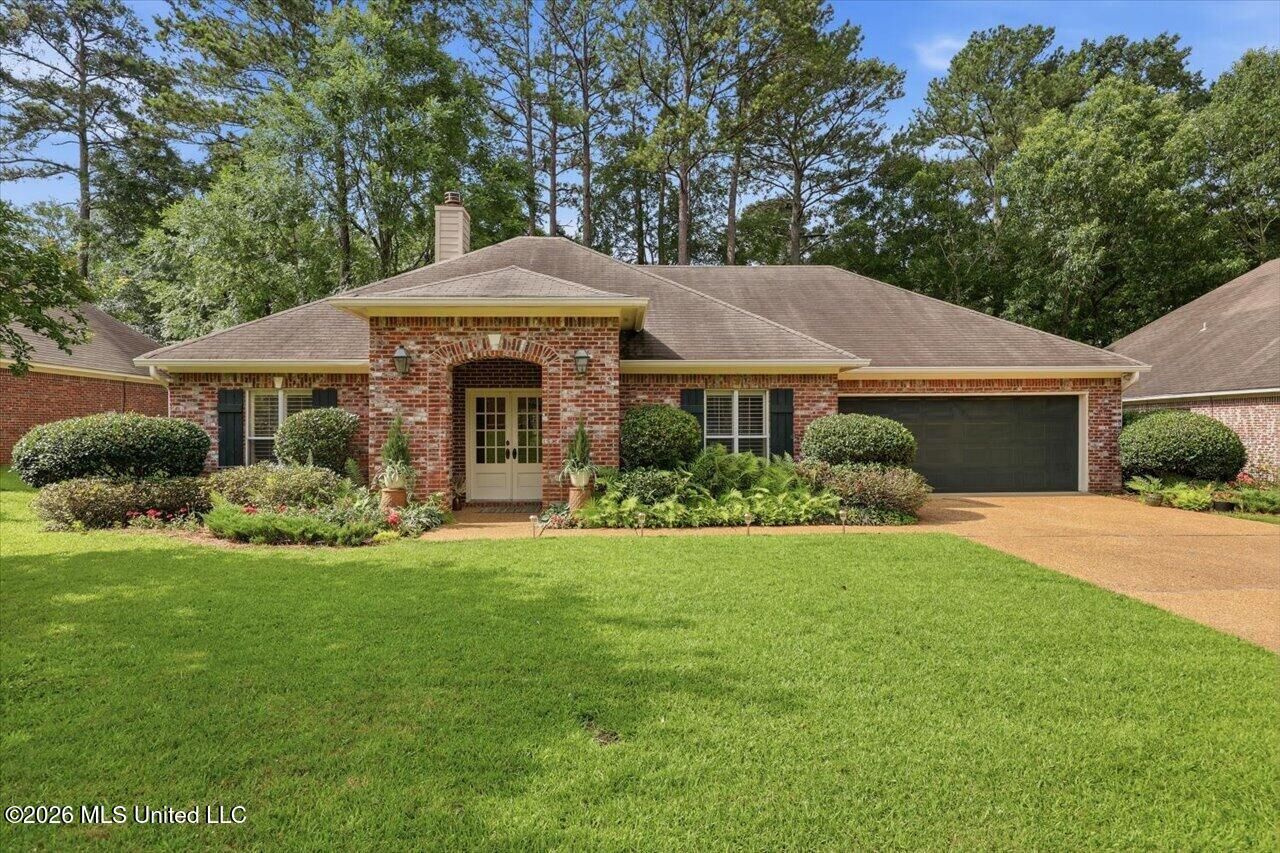 Property Photo:  385 Pinewood Lane  MS 39157 