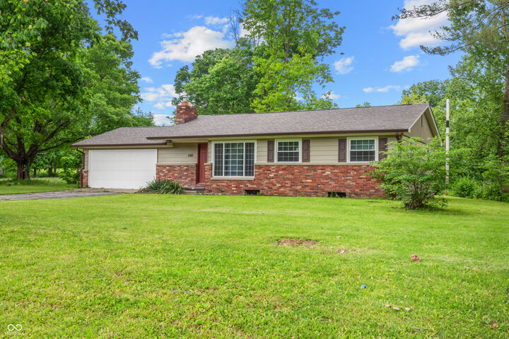 Property Photo:  5302 W Quan Wae Drive  IN 47201 