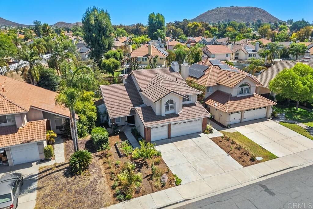 Property Photo:  25110 Camino Mancho  CA 92563 