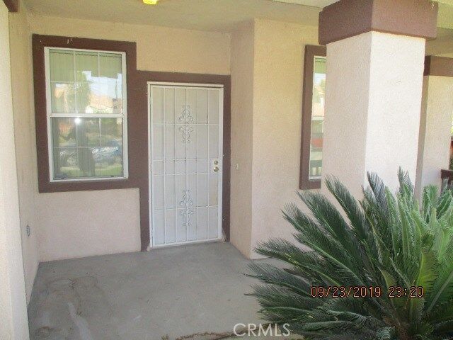 Property Photo: 1809 Rue Chenin Blanc CA 92583