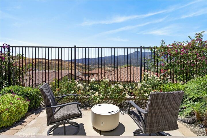 Property Photo:  11751 Ambling Way  CA 92883 