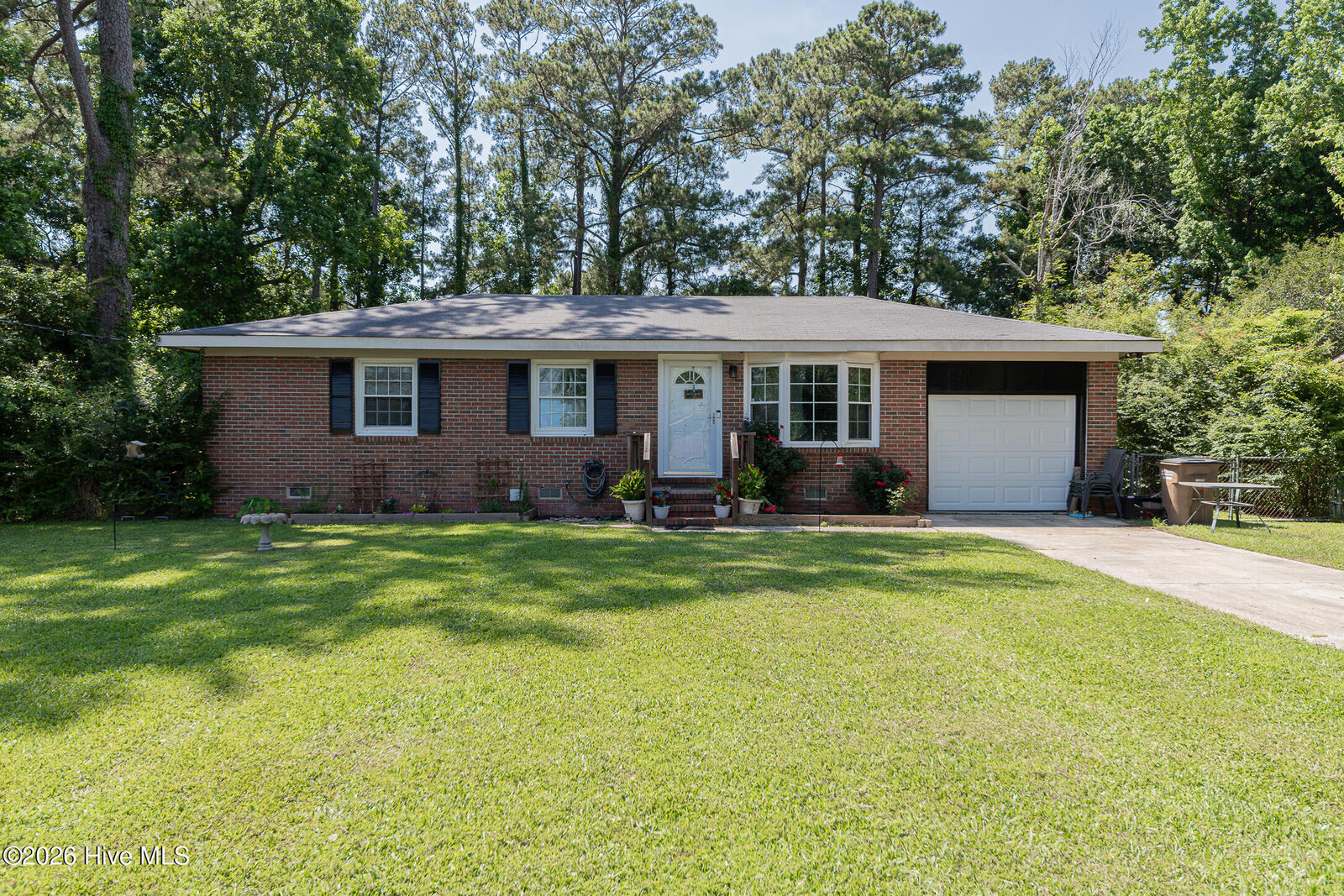Property Photo: 35 Victoria Road NC 28546