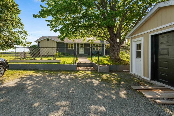 860 Granton Abercrombie Road — photo 1