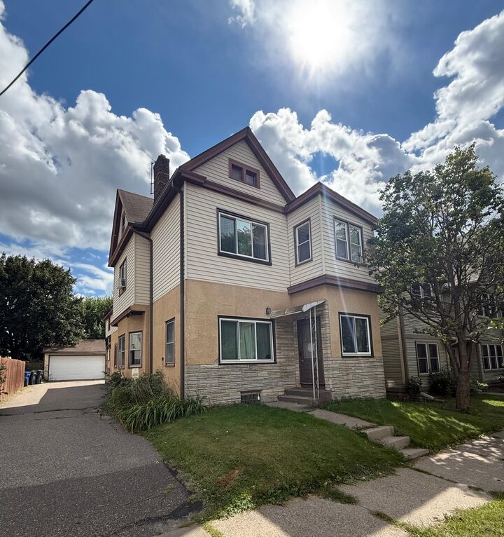 Property Photo: 672 Surrey Avenue MN 55106