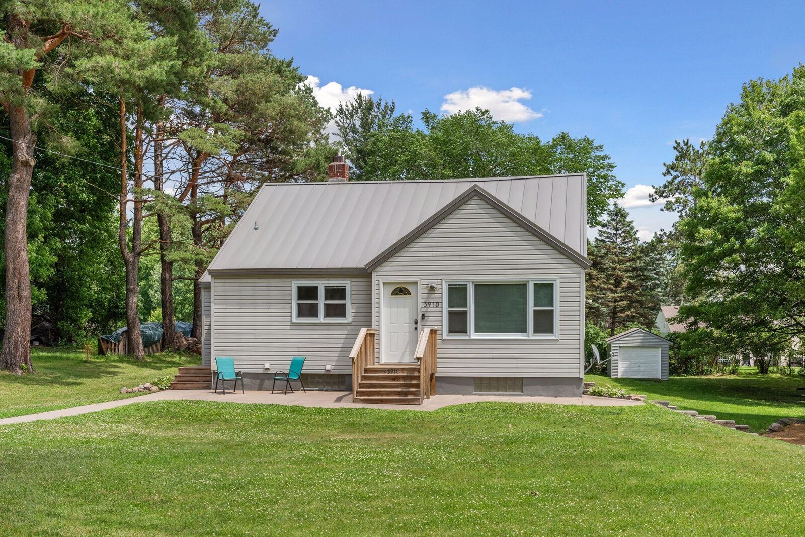 Property Photo:  3910 Elmwood Street  MN 55127 