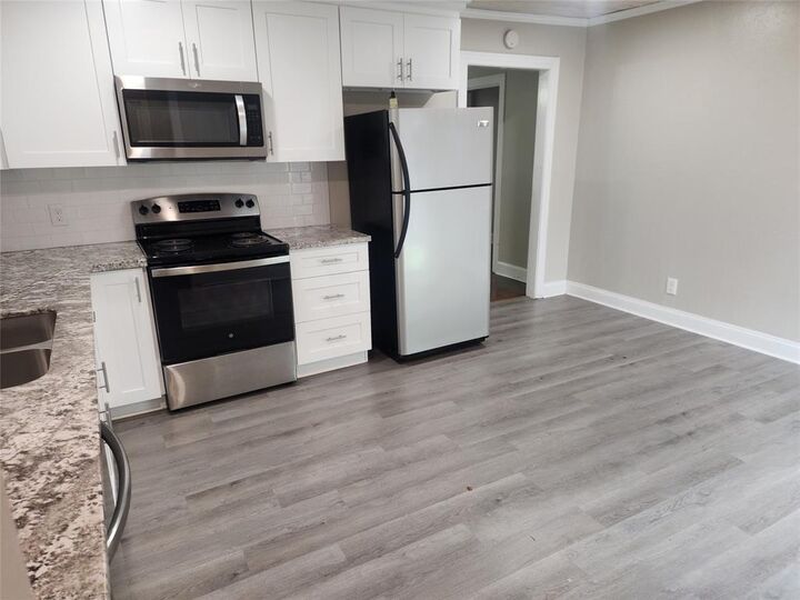 Property Photo: