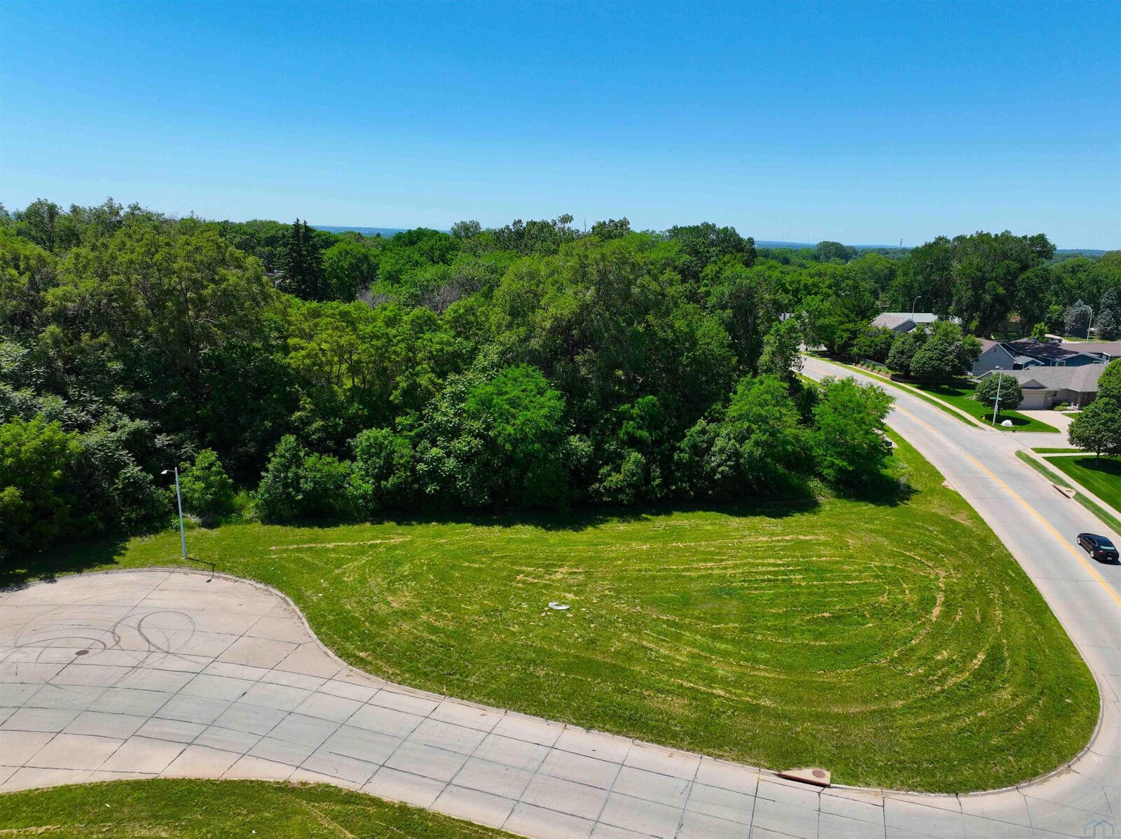 Property Photo: 3401 Lincoln Ct IA 51106