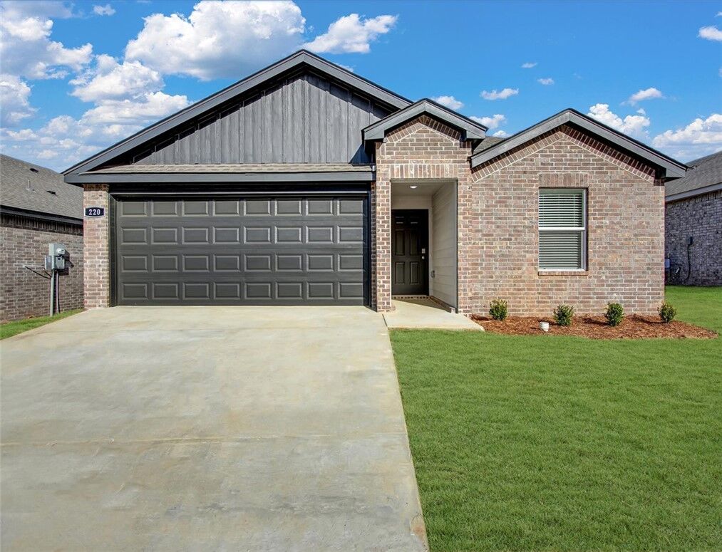 Property Photo:  1783 Thelma Street  AR 72762 