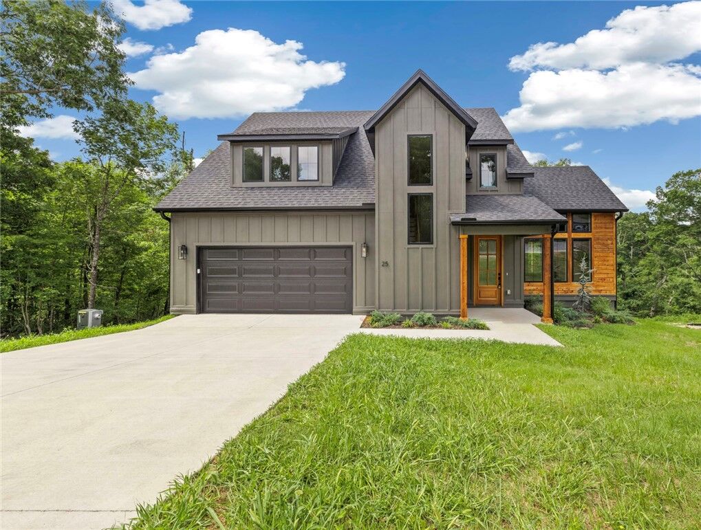 Property Photo:  6 Arden Circle  AR 72714 