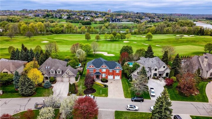Property Photo: 38 Deer Ridge Crescent ON N2P 2L3