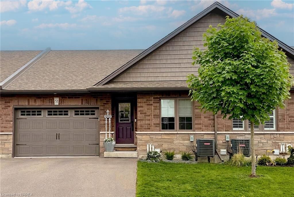 Property Photo: 29 Schuyler Street 52 ON N3L 0J2