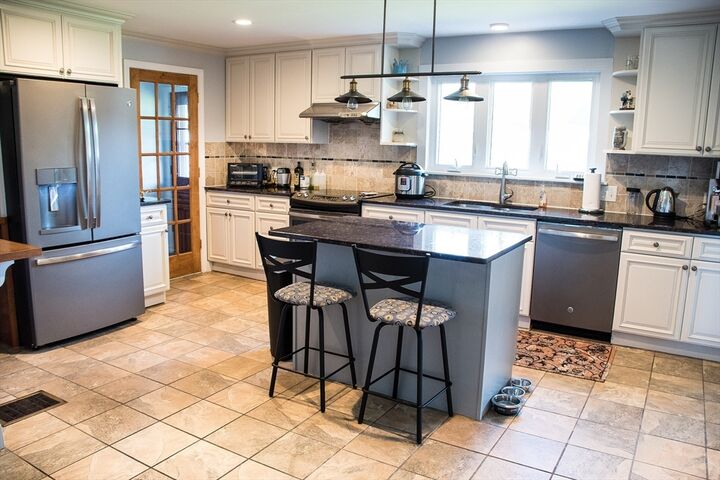 Property Photo:  659 Liberty St  MA 02370 