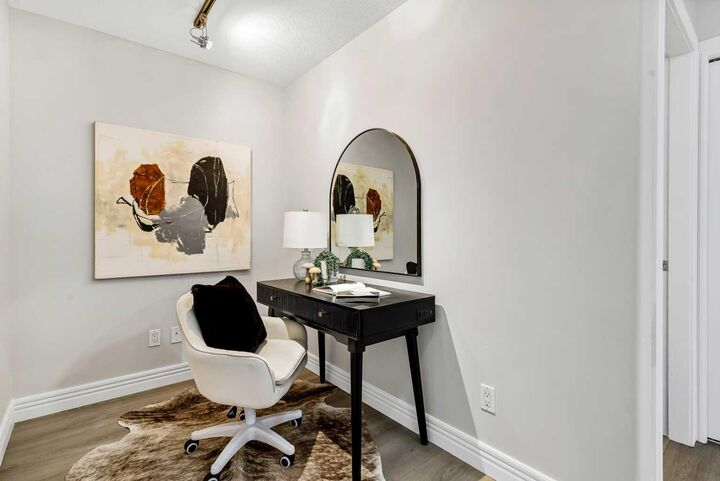 Property Photo: 55 Spruce Place SW 304 AB T3C 3X5