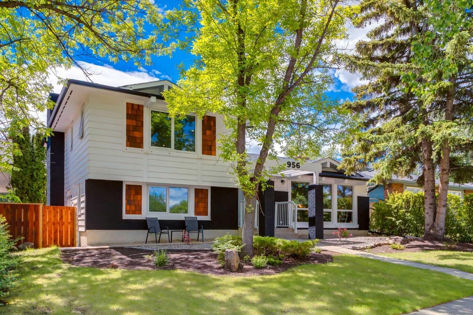Property Photo: 956 Midridge Drive SE AB T2X 1J5