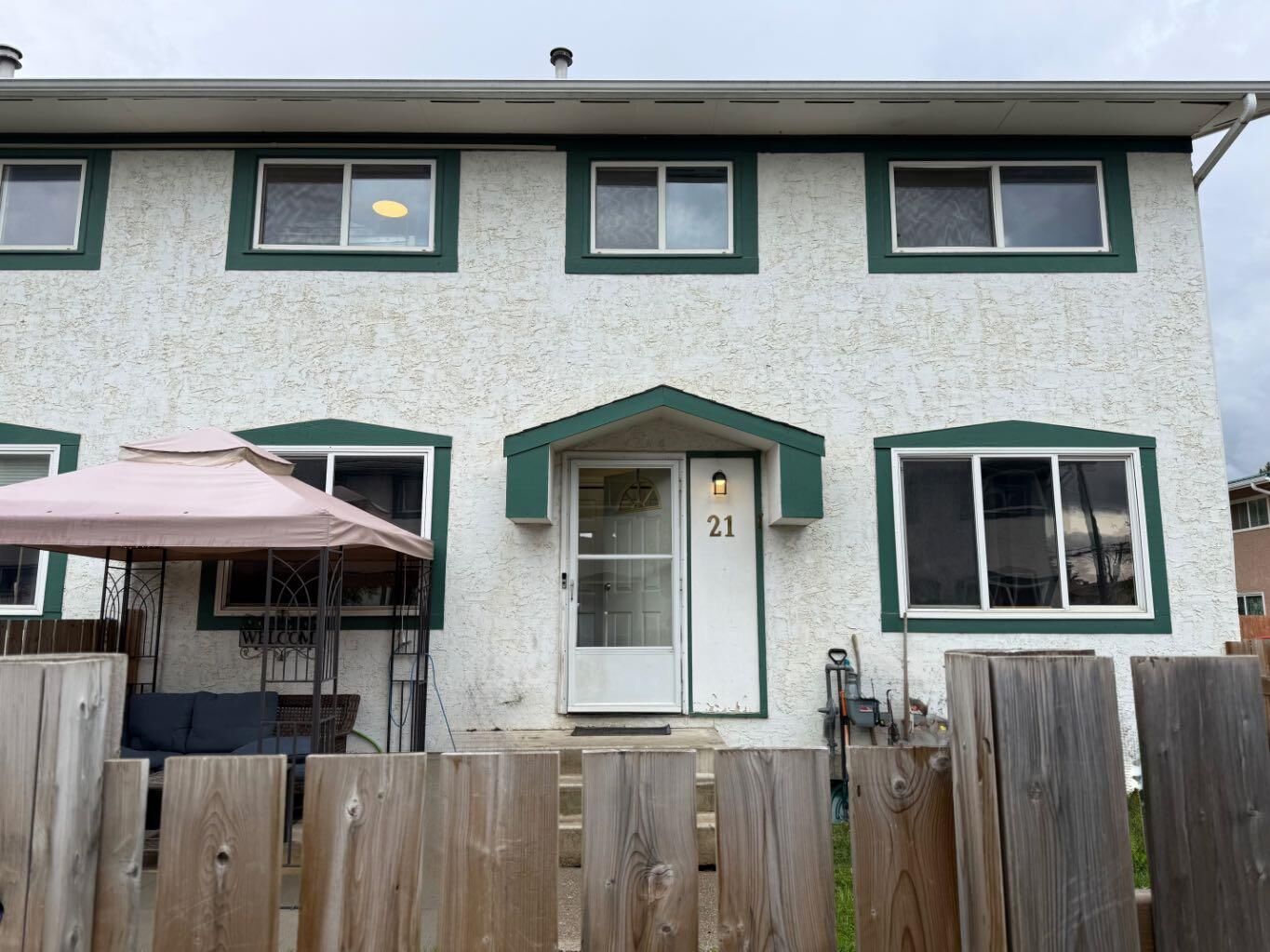 Property Photo:  110 Tamarack Avenue 21  AB T7V 1C5 