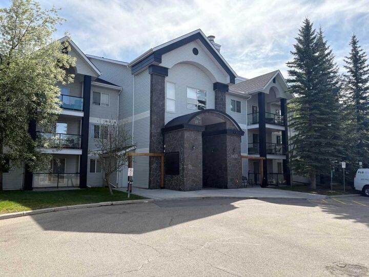 Property Photo:  2022 Canyon Meadows Drive SE 119  AB T2J 7H1 