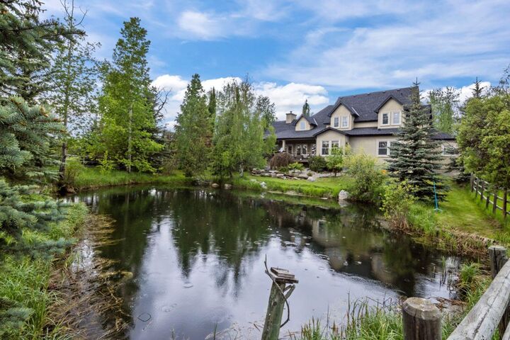 162052 Priddis Valley Road W — photo 1