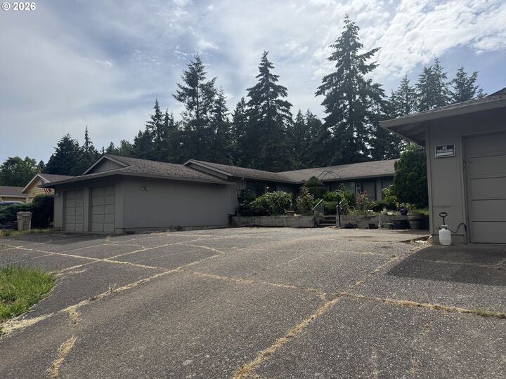 Property Photo: 29515 SW Serenity Way OR 97070