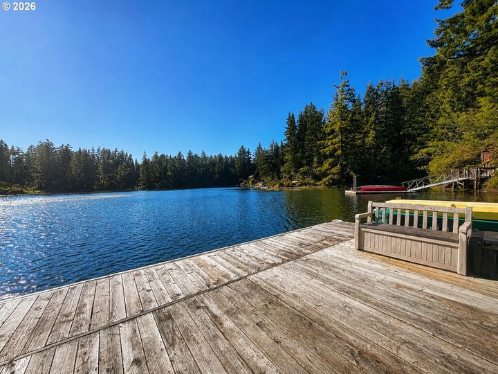 Property Photo:  88378 Collard Lake Rd  OR 97439 