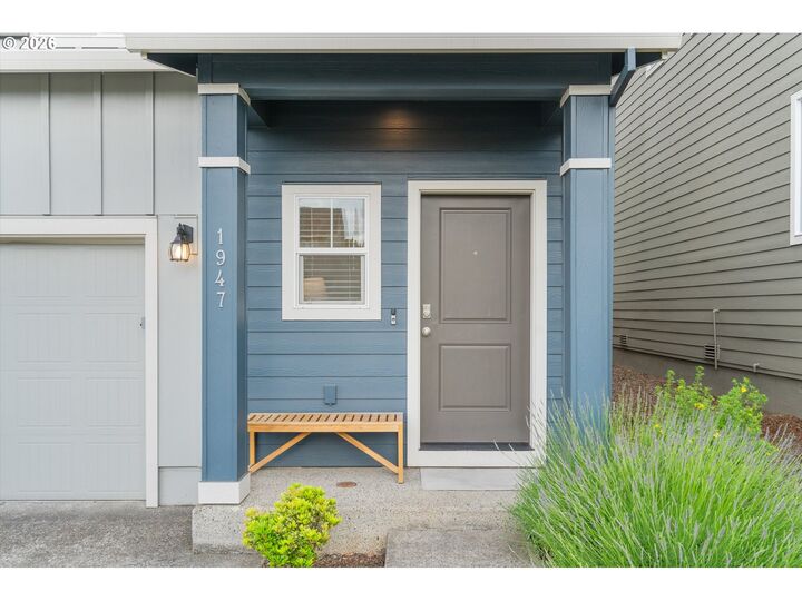 Property Photo:  1947 NE 117th Ct  WA 98684 