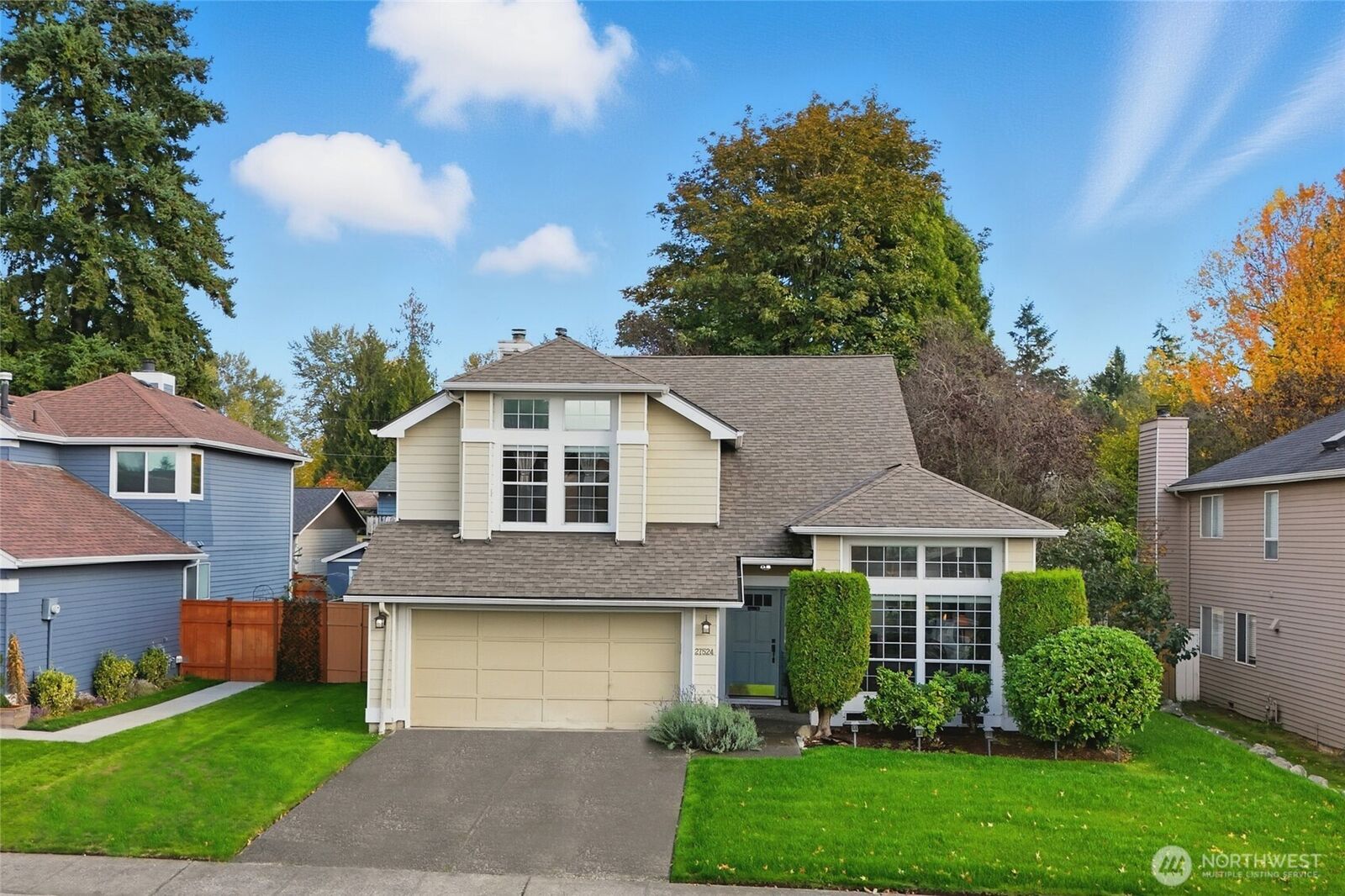 Property Photo: 27524 140th Ave SE WA 98042