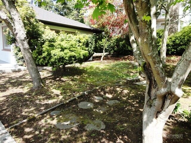 Property Photo: 1014 NW 178th Street WA 98177