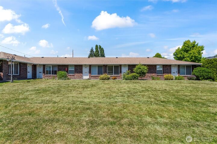 Property Photo: 702 N L Street WA 98403