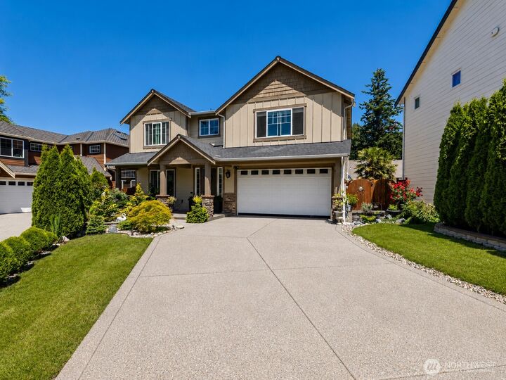 Property Photo:  13814  41st Avenue W  WA 98087 