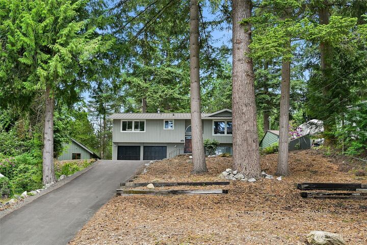 Property Photo: 1322 Birch Street WA 98229