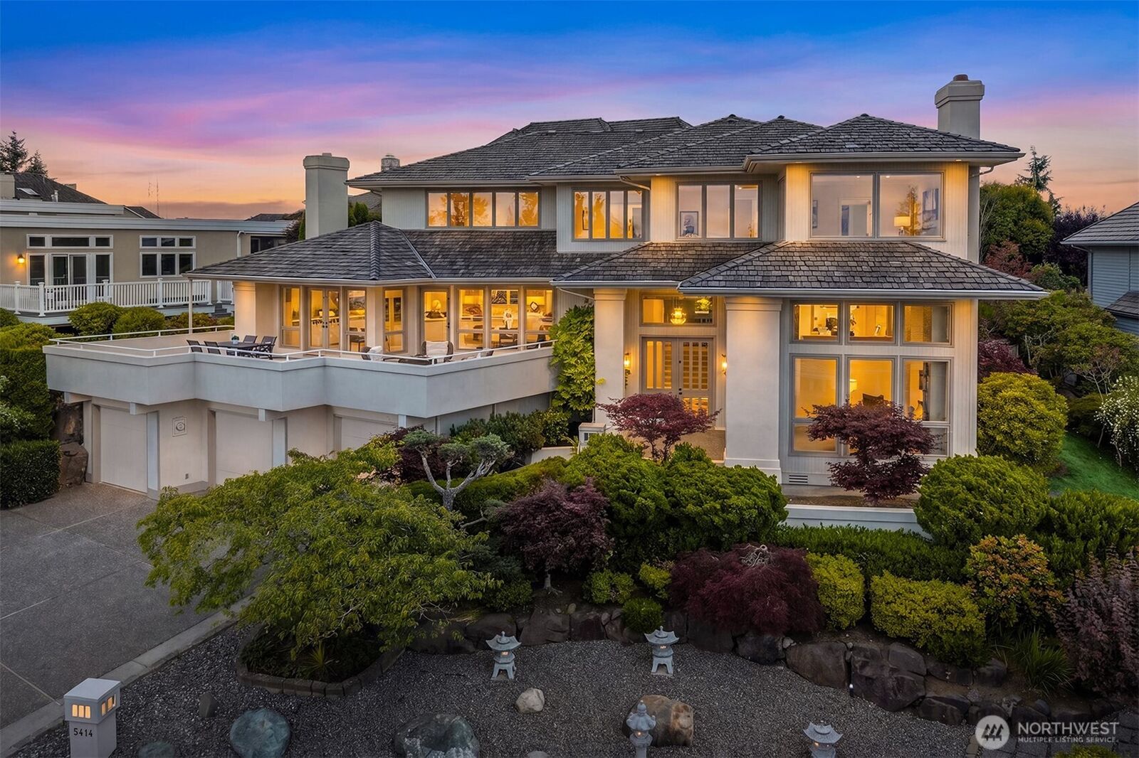 Property Photo: 5414 154th Avenue SE WA 98006