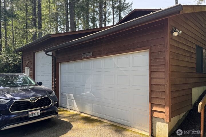 Property Photo: 1390 E Mason Lake Drive W WA 98546