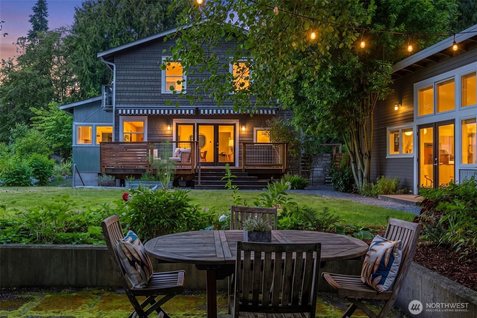 Property Photo: 3033 NE 92nd Street WA 98115