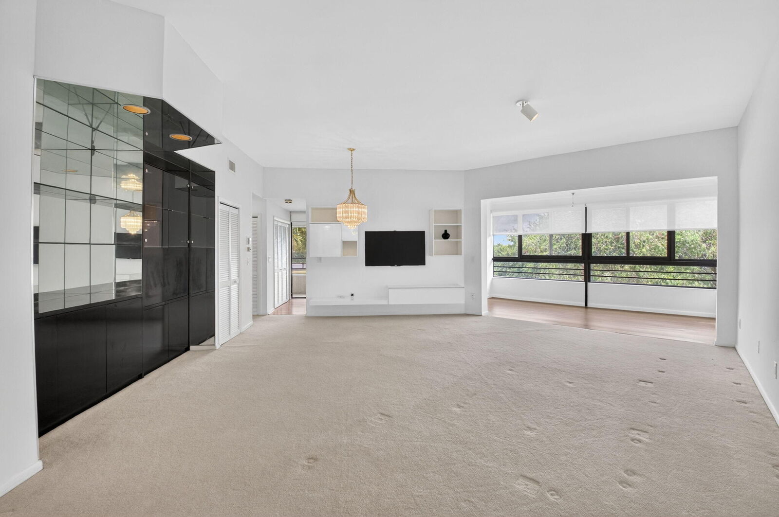 Property Photo: 7460 La Paz Boulevard 306 FL 33433