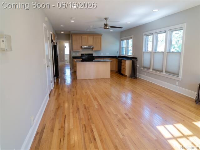 Property Photo: 2041 N Main Street 3 MI 48073