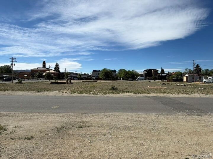 Property Photo:  422 Pinon Street  CO 81211 